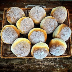 maritozzi del forno il Granaio Antico di Teramo