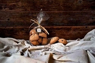 biscotti con gocce di cioccolato del forno il Granaio Antico a Teramo