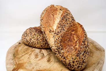 pane con cereali del forno il Granaio Antico a Teramo